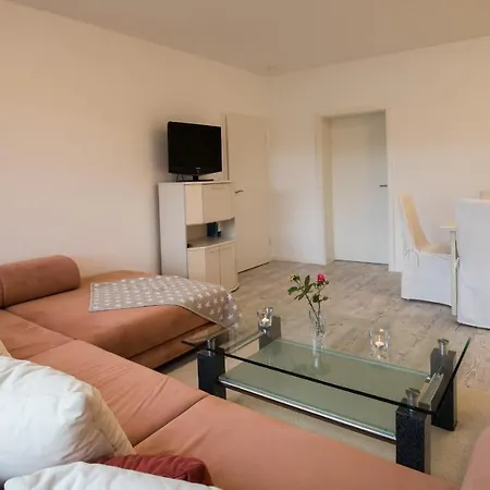 Am Moselufer Im Kurort Koblenz-guls Apartment *
